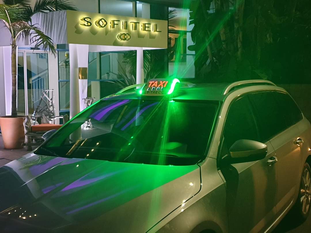 Photo Taxi 2 Aéroport